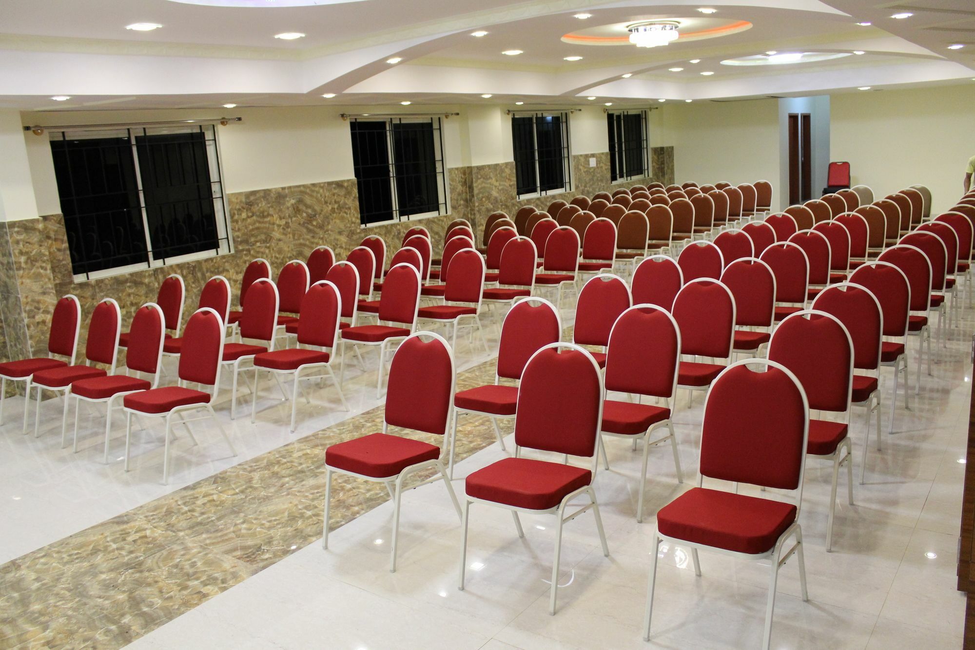 พาร์ค โฮเต็ล แอนด์ รีสอร์ต Hotel Kaglipur ภายนอก รูปภาพ